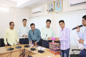 ১ম পুরুষ্কার বিতরণ